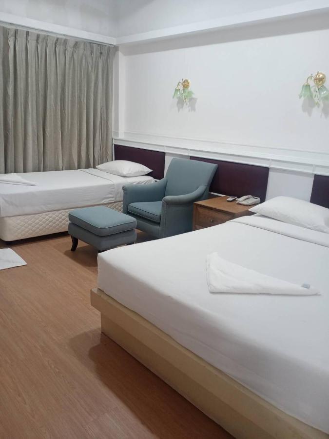 Royal Garden Home Hotel Bangkok Bagian luar foto