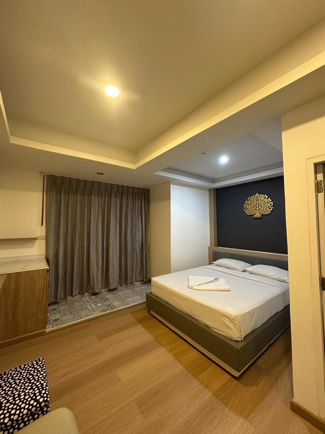 Royal Garden Home Hotel Bangkok Bagian luar foto